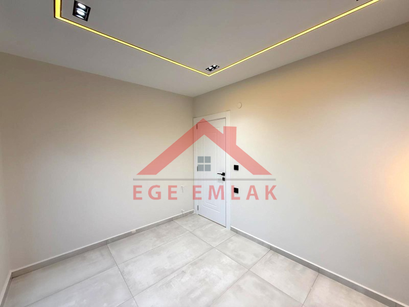 Didim'de Satılık 3+1 Havuzlu Otoparklı Villa