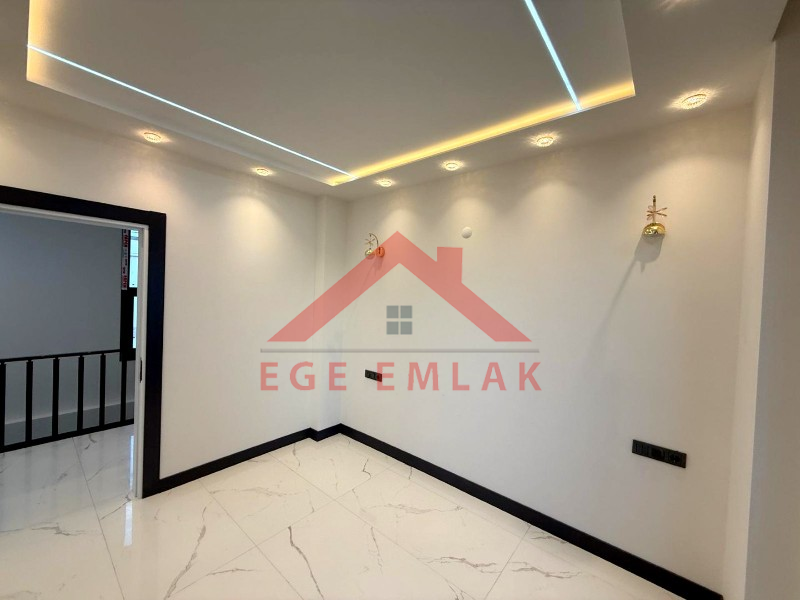 Didim'de Denize 500 Metre Mesafede Satılık 4+1 Villa