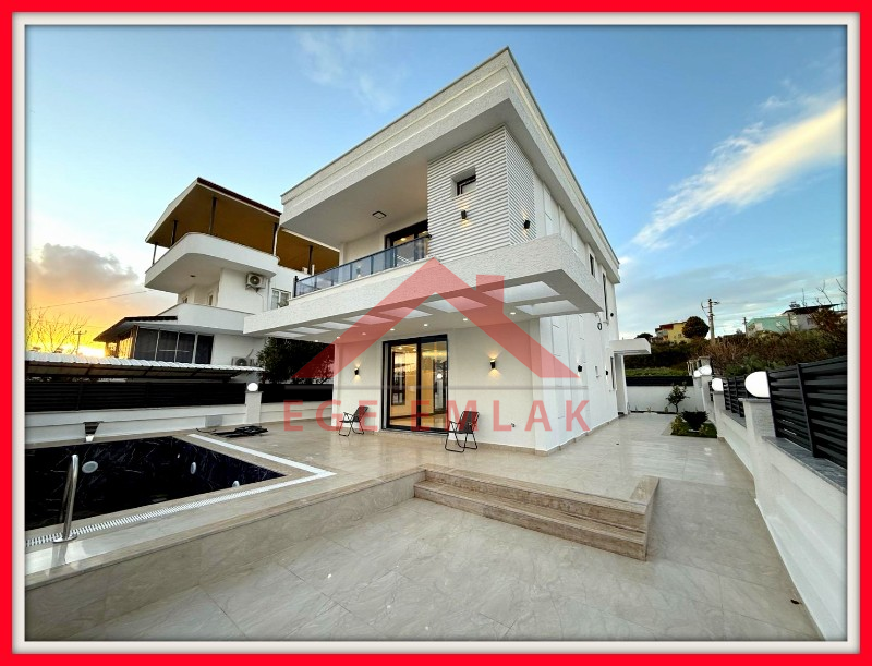 Didim'de Denize 500 Metre Mesafede Satılık 4+1 Villa