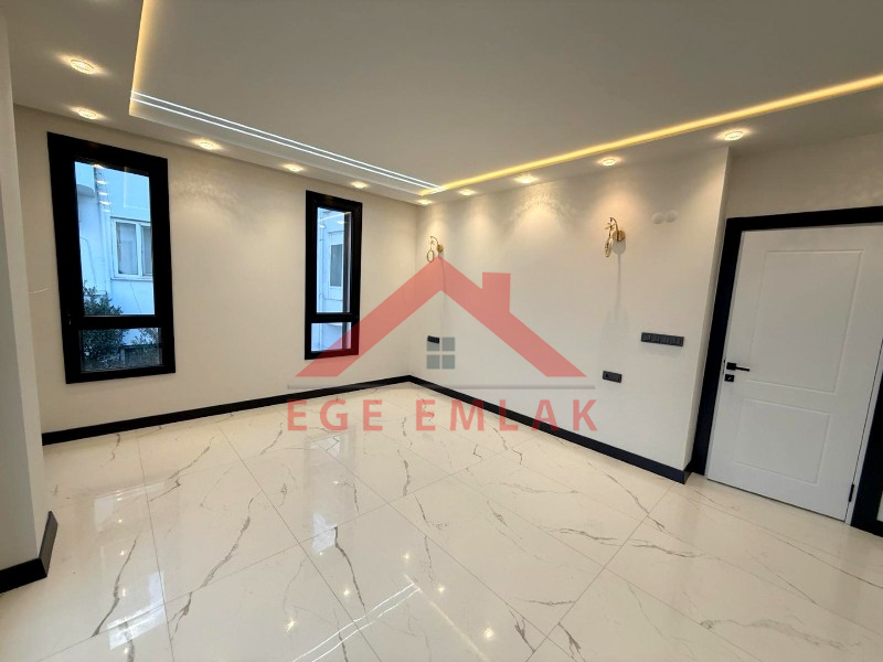 Didim'de Denize 500 Metre Mesafede Satılık 4+1 Villa