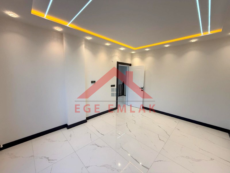 Didim'de Denize 500 Metre Mesafede Satılık 4+1 Villa