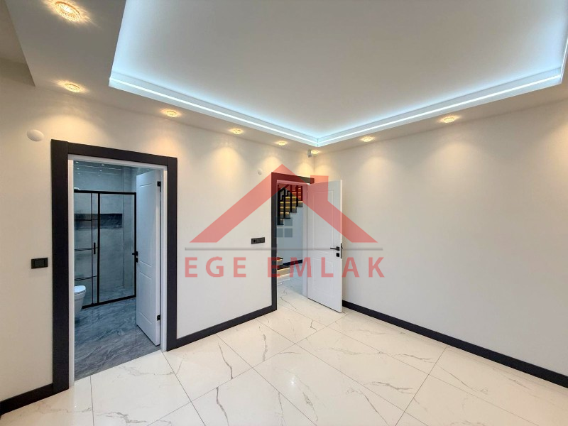 Didim'de Denize 500 Metre Mesafede Satılık 4+1 Villa