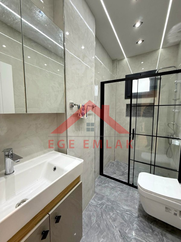 Didim'de Denize 500 Metre Mesafede Satılık 4+1 Villa