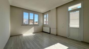 Elmas’tan Cumhuriyet Mh’de Doğalgazlı İçi Yapılı 3+1