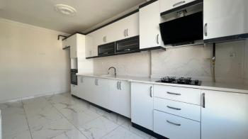 Elmas’tan Cumhuriyet Mh’de Doğalgazlı İçi Yapılı 3+1