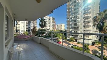 Elmas’tan Marina’ya Komşu Geniş Oturumlu 3+1