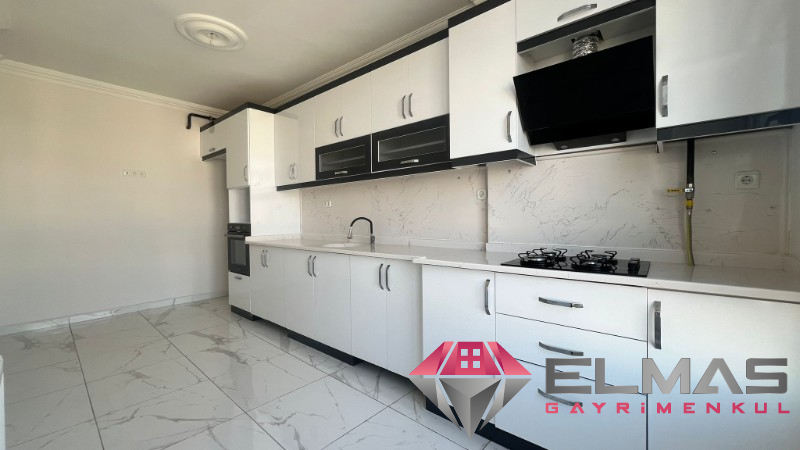 Elmas’tan Cumhuriyet Mh’de Doğalgazlı İçi Yapılı 3+1