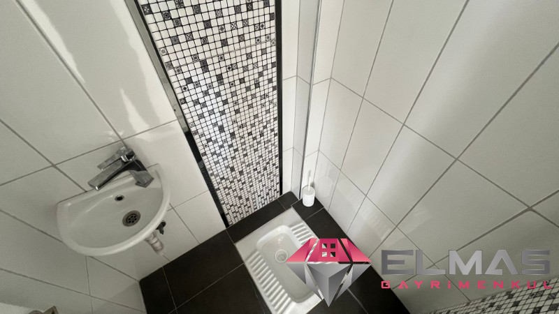 Elmas’tan Cumhuriyet Mh’de Doğalgazlı İçi Yapılı 3+1