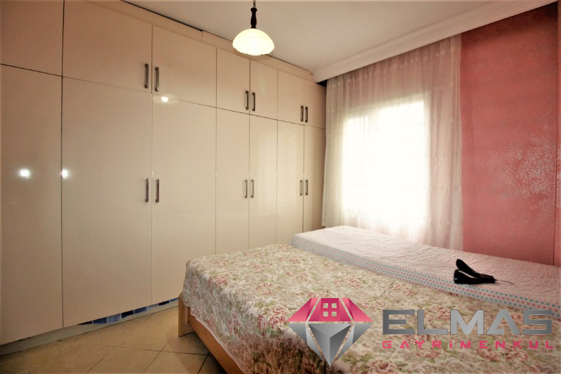 Elmas’tan Hürriyet’te Merkezi Konumlu Triplex Müstakil 6+1