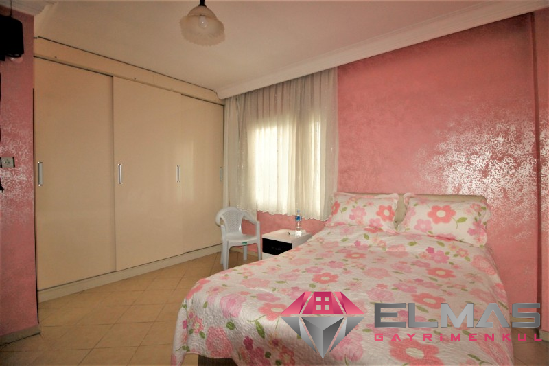 Elmas’tan Hürriyet’te Merkezi Konumlu Triplex Müstakil 6+1