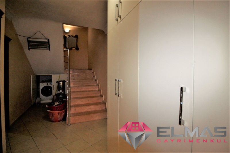 Elmas’tan Hürriyet’te Merkezi Konumlu Triplex Müstakil 6+1