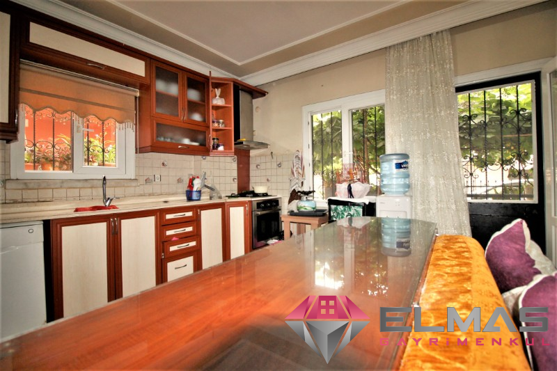 Elmas’tan Hürriyet’te Merkezi Konumlu Triplex Müstakil 6+1