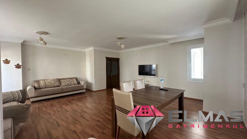 Elmas’tan Marina’ya Komşu Geniş Oturumlu 3+1