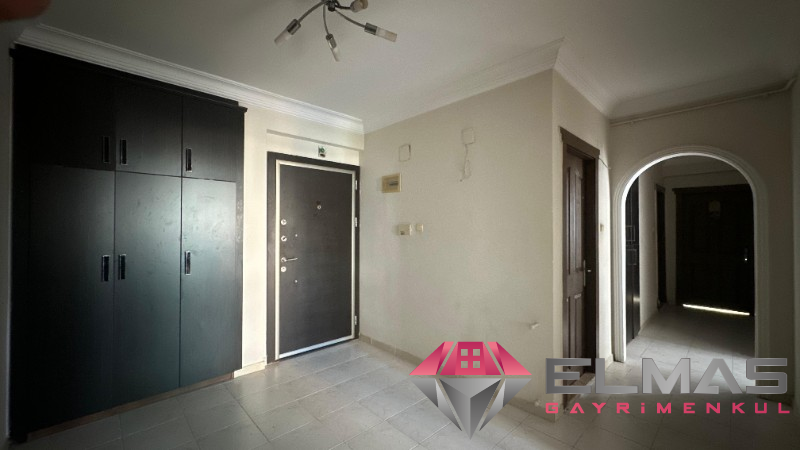 Elmas’tan Marina’ya Komşu Geniş Oturumlu 3+1