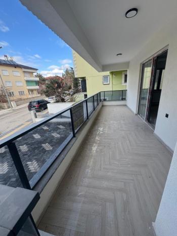 GÜVENAY - ÇORUM YAVRUTURNA MAH. ESNAFEVLER MEVKİ  3+1 SATILIK DAİRE 