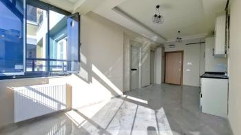 Elmas’tan Akdeniz Mh.’de Havuzlu Doğalgazlı Site İçi 1+1