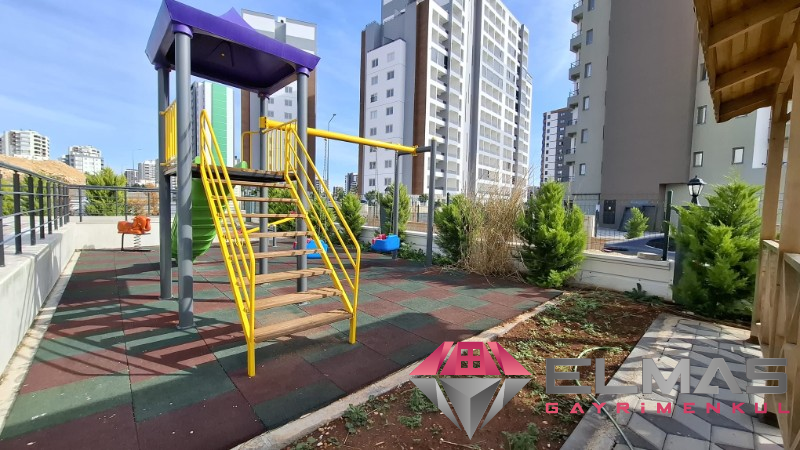 Elmas’tan Akdeniz Mh.’de Havuzlu Doğalgazlı Site İçi 1+1