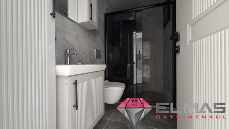 Elmas’tan Akdeniz Mh.’de Havuzlu Doğalgazlı Site İçi 1+1