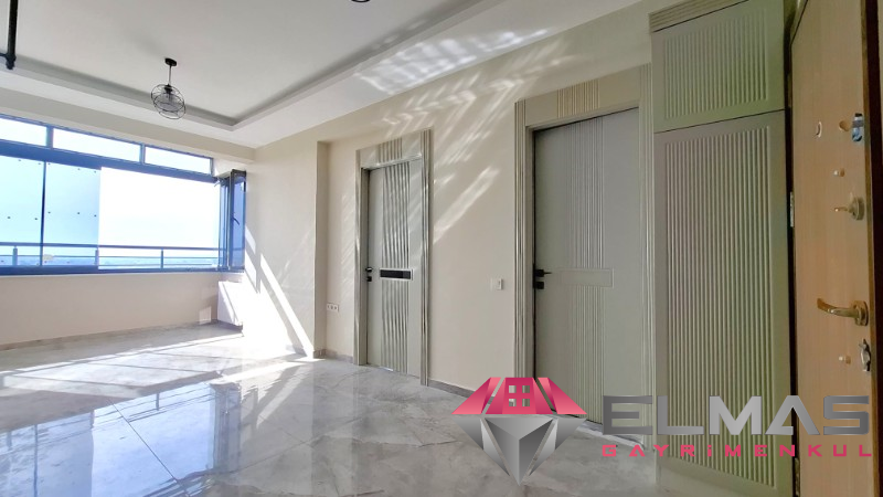 Elmas’tan Akdeniz Mh.’de Havuzlu Doğalgazlı Site İçi 1+1