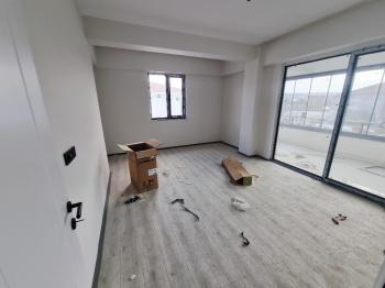 GÜVENAY - ÇORUM ÇEPNİ MAH. FEN LİSESİ CİVARI 2+1 KİRALIK DAİRE 