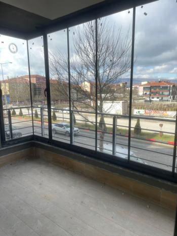 GÜVENAY - ÇORUM ÇEPNİ MAH. FEN LİSESİ CADDESİ ÜZERİ 2+1 SATILIK SIFIR DAİRE