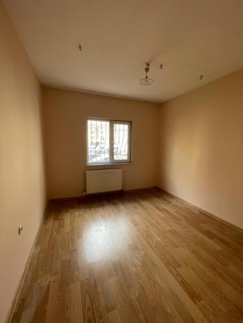 AFYON ÜÇOK EMLAKTAN SAHİPATA TOKİ KONUTLARINDA 3+1 110M² TEMİZ BAKIMLI DAİRE 