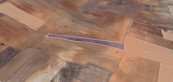 AFYON ÜÇOK EMLATAN İHSANİYE YAYLABAĞI KASABASINDA 5.742M² YATIRIMLIK TARLA 