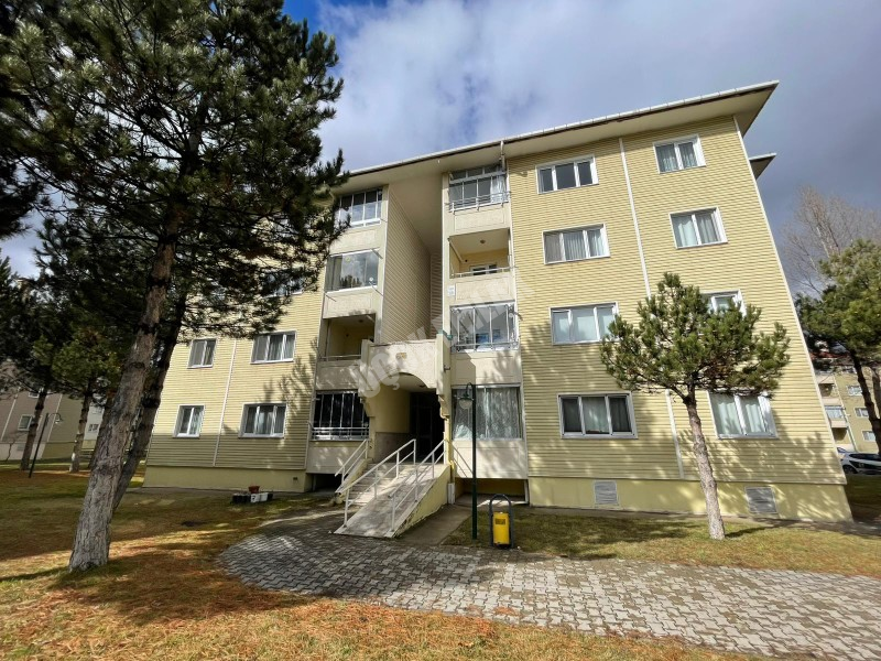 AFYON ÜÇOK EMLAKTAN SAHİPATA TOKİ KONUTLARINDA 3+1 110M² TEMİZ BAKIMLI DAİRE 