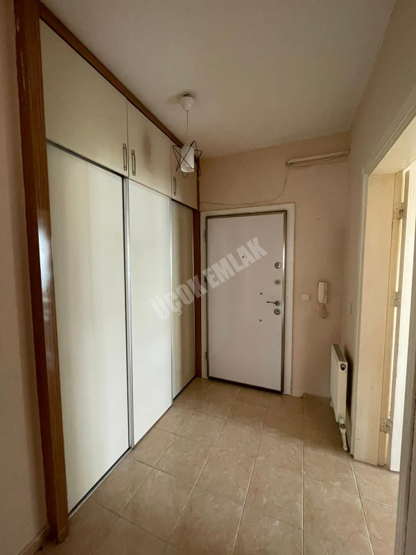 AFYON ÜÇOK EMLAKTAN SAHİPATA TOKİ KONUTLARINDA 3+1 110M² TEMİZ BAKIMLI DAİRE 