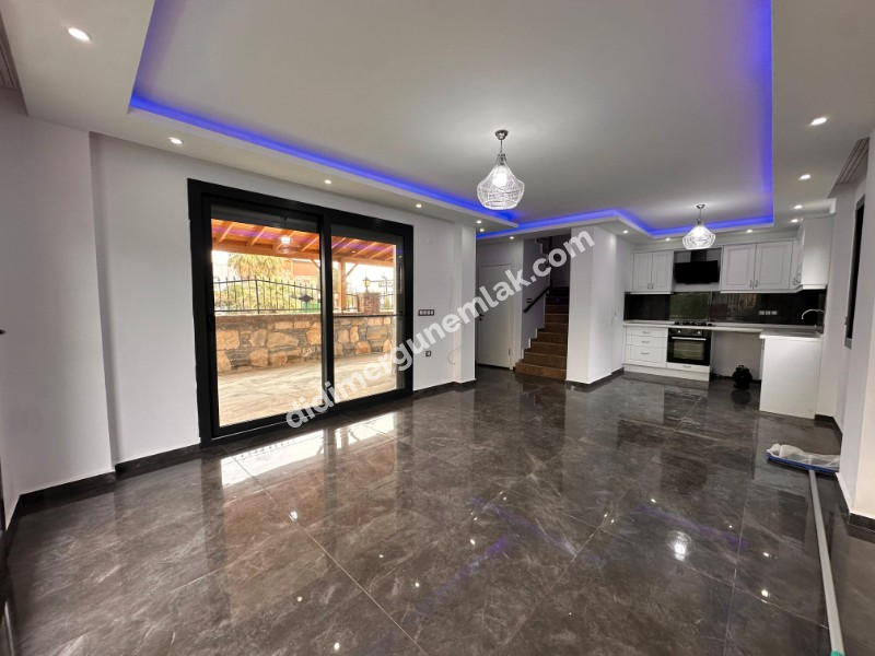  ALTINKUM’DA DENİZE 750 METRE | BAHÇELİ | BAĞIMSIZ GİRİŞ | ÖZEL HAVUZLU İKİZ VİLLA KAÇIRILMAYACAK FIRSATI!