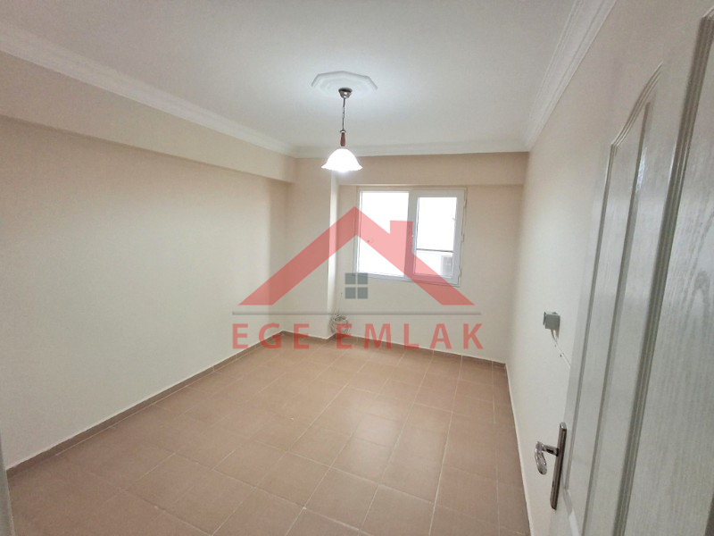 Didim Merkezde Ön Cephe Satılık 2+1 Daire | Ayrı Mutfak Asansörlü Konut