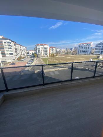 GÜVENAY - ÇORUM  ÜÇTUTLAR MAH. MURATEVLER MEVKİİ SATILIK DAİRE 