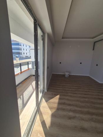 GÜVENAY - ÇORUM ÇEPNİ MAH. FEN LİSESİ YAKINI 3+0 SATILIK SIFIR DAİRE