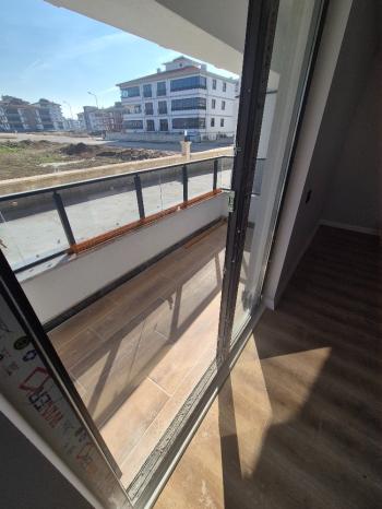 GÜVENAY - ÇORUM ÇEPNİ MAH. FEN LİSESİ YAKINI 3+0 SATILIK SIFIR DAİRE