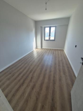 GÜVENAY - ÇORUM ÇEPNİ MAH. FEN LİSESİ YAKINI 3+0 SATILIK SIFIR DAİRE