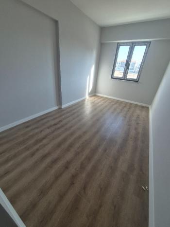 GÜVENAY - ÇORUM ÇEPNİ MAH. FEN LİSESİ YAKINI 3+0 SATILIK SIFIR DAİRE