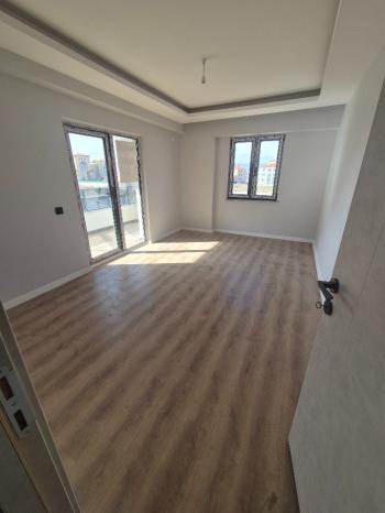 GÜVENAY - ÇORUM ÇEPNİ MAH. FEN LİSESİ YAKINI 3+1 SATILIK SIFIR DAİRE