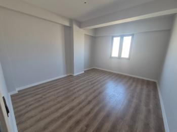 GÜVENAY - ÇORUM ÇEPNİ MAH. FEN LİSESİ YAKINI 3+1 SATILIK SIFIR DAİRE
