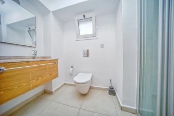 Girne Alsancak'da Satılık 1+1 Daire – Site İçinde Eşyalı ve Bahçeli Yaşam Fırsatı!