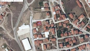 AFYON ÜÇOK EMLAKTAN SÜLÜN MEVKİNDE 294M²  SATILIK ARSA 