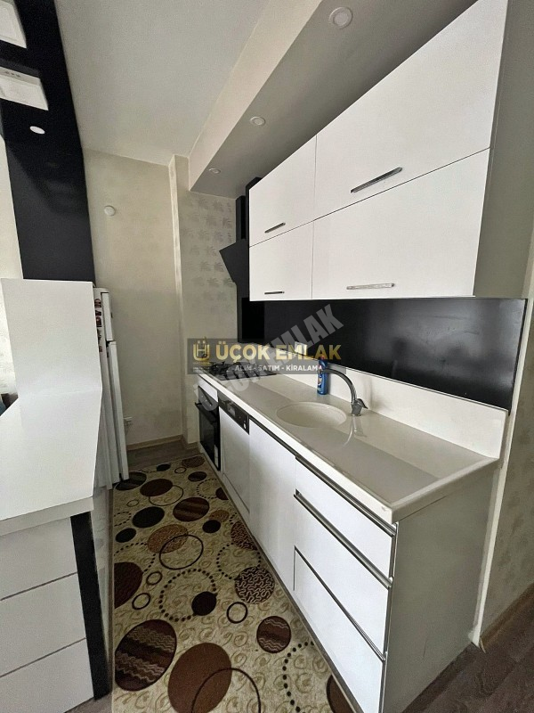 AFYON  ÜÇOK EMLAKTAN  DUMLLUPINAR MAH SIFIR AYARINDA EŞYALI 1+1 KİRALIK DAİRE 