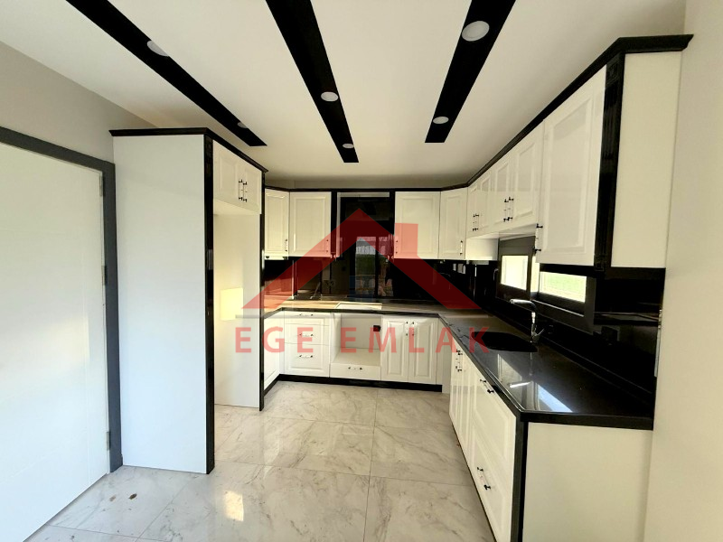 Didim'de Satılık 3+1 Ayrı Mutfaklı Villa