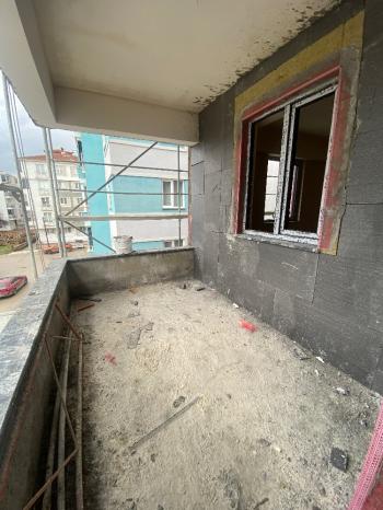 GÜVENAY - ÇORUM ULUKAVAK MAH. ÇİFTLİK MEZARLIĞI CİVARI SATILIK DAİRE