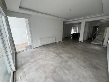 YENİKENT'DE  SATILIK 4+1 TAM MÜSTAKİL VİLLA 