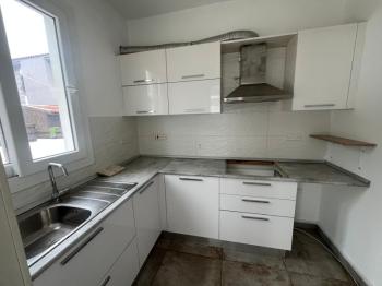 YENİKENT'DE  SATILIK 4+1 TAM MÜSTAKİL VİLLA 