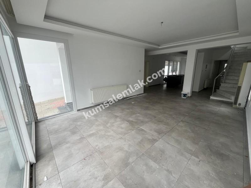 YENİKENT'DE  SATILIK 4+1 TAM MÜSTAKİL VİLLA 