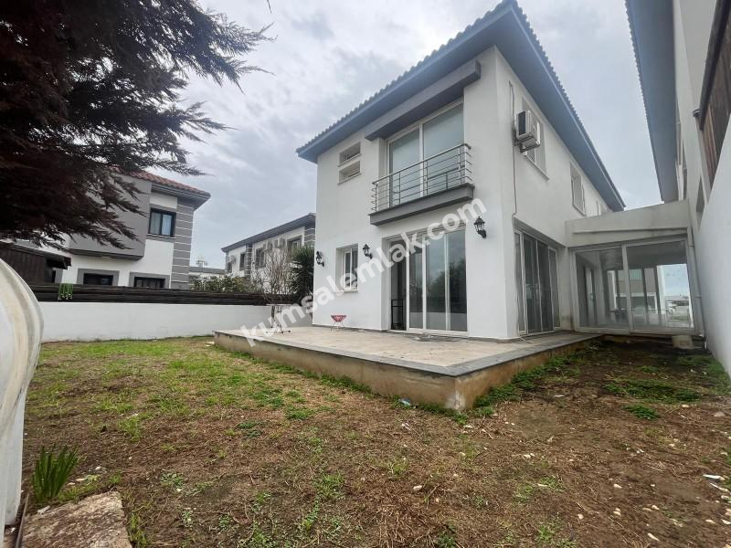 YENİKENT'DE  SATILIK 4+1 TAM MÜSTAKİL VİLLA 