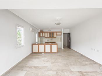 Marmaris İçmeler’de Sahile 500m Tadilatlı 2+1 Amerikan Mutfak Satılık 70m² Daire