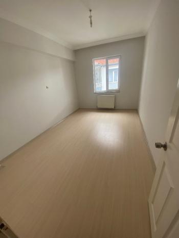 GÜVENAY - ÇORUM KALE LOZANEVLER ARKASI 3+1 SATILIK DAİRE 