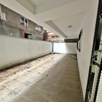 BAHÇEŞEHİR LOKASYONLU SIFIR LÜX 2+1 DAİRE